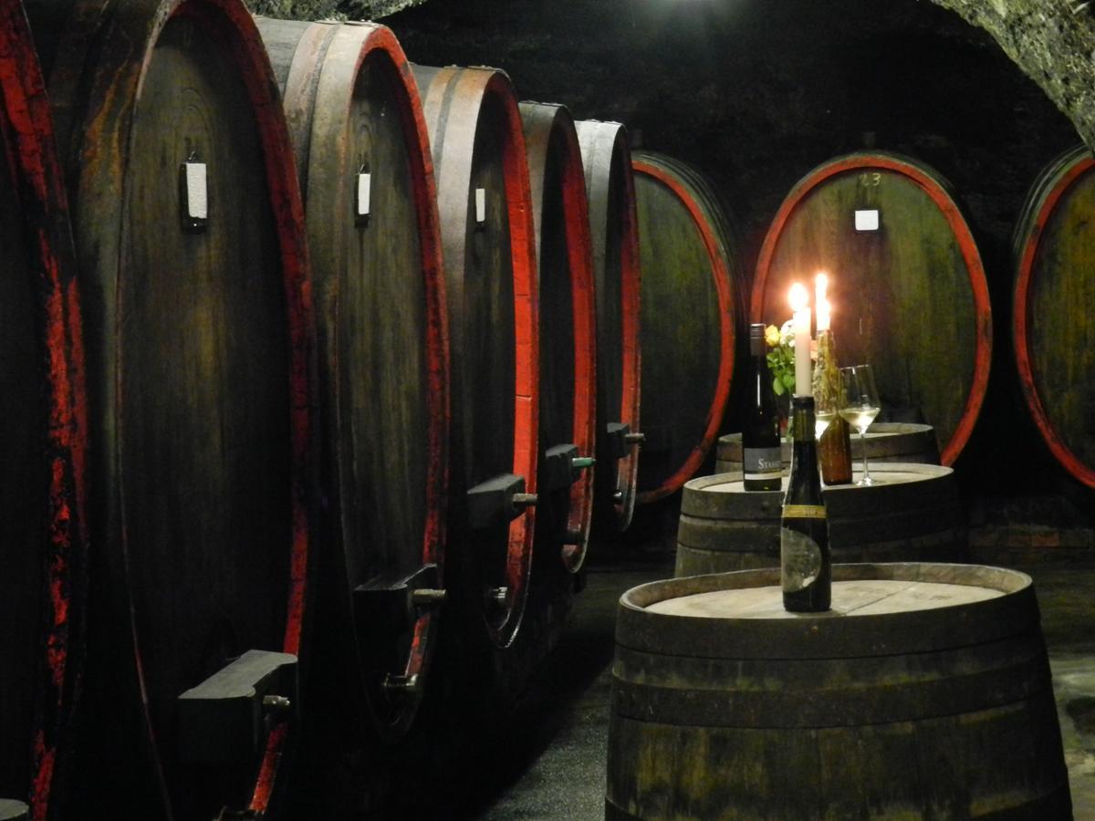 Weingut Stassen Hotel Oberheimbach Ngoại thất bức ảnh