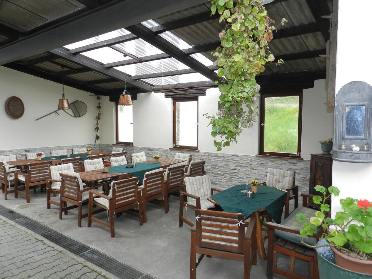 Weingut Stassen Hotel Oberheimbach Ngoại thất bức ảnh